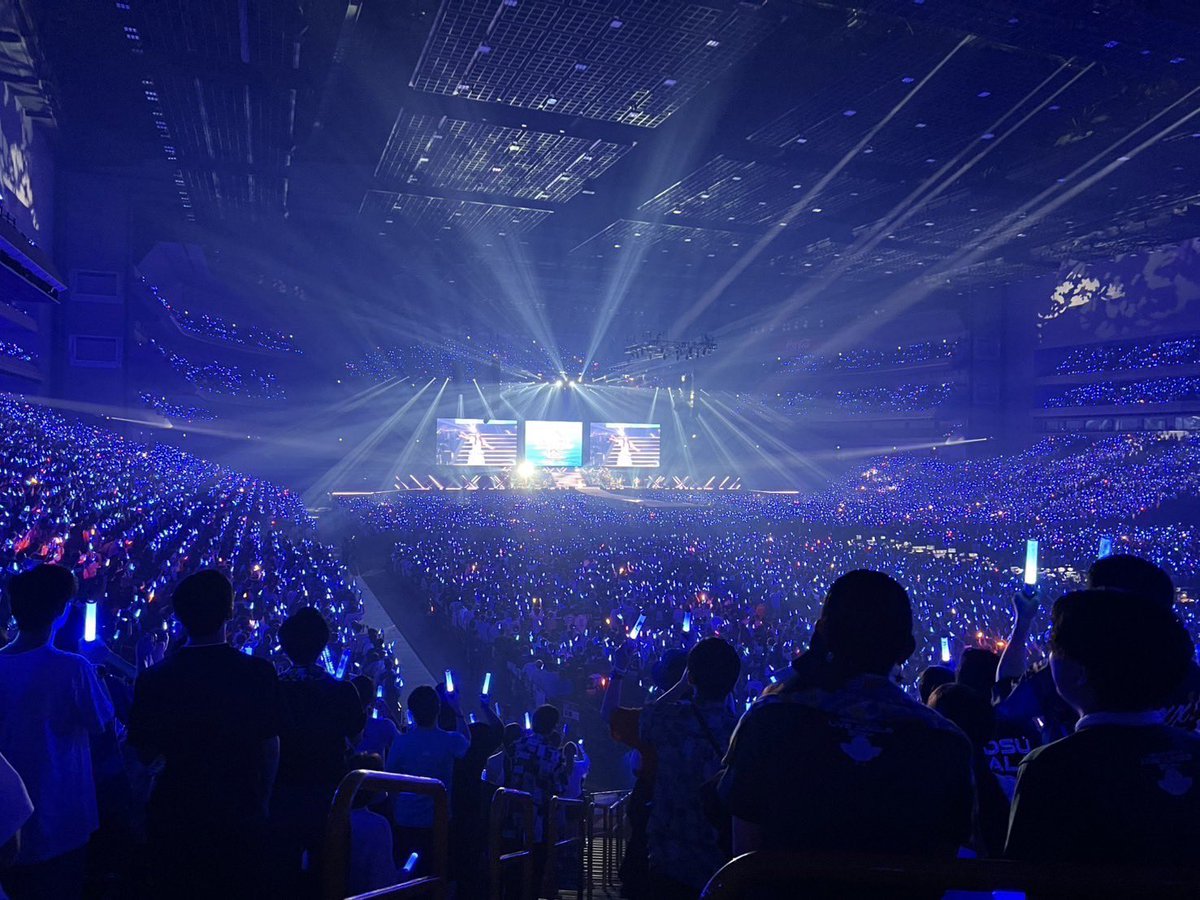 15年ぶりのアニサマ！猛烈に幸せでしたぁぁ💖💖
米倉千尋の歌魂、受け取ってくれてありがとうございました🔥❤️‍🔥

セトリは…
米倉アニサマスペシャルメドレーで #WILL #フェアリーテイル〜約束の日〜 #約束の場所へ #PaleBlaze 
そして #嵐の中で輝いて はフルサイズで熱唱しました！！