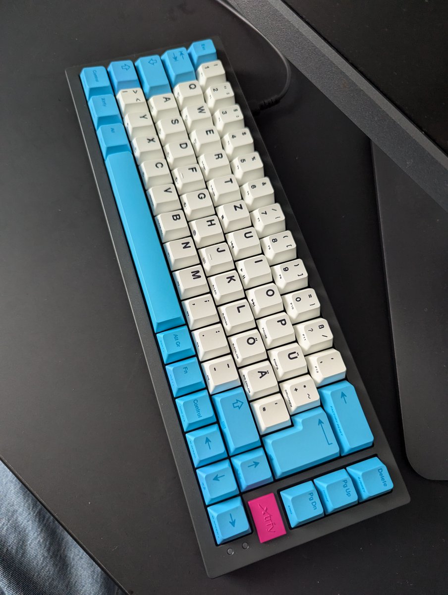 Huge thanks to <a href="/cherryxtrfy/">CHERRY XTRFY</a> for hooking me up with a new keyboard just in time for Stage 2!(K5V2 with MX2A Red switches)🔥