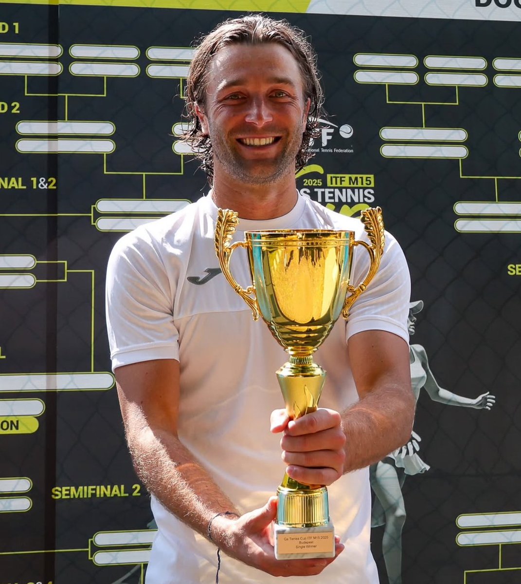 British Tennis Players On Tour๐ฌ๐ง (@britishtennisup) on Twitter photo CHAMPION!!!!!!๐ฅ๐
Huge congratulations to Liam Broady๐ฌ๐งwho is the champion of M15 Budapest after he beat Matyas Fule๐ญ๐บ in the final 2-6 6-0 6-0 earlier today๐๐ผ๐๐ผ๐๐ผ
Superb work from Liam, what a week๐ฌ๐ง๐ช๐ผ <a href="/Liambroady/">Liam Broady</a> CHAMPION!!!!!!๐ฅ๐
Huge congratulations to Liam Broady๐ฌ๐งwho is the champion of M15 Budapest after he beat Matyas Fule๐ญ๐บ in the final 2-6 6-0 6-0 earlier today๐๐ผ๐๐ผ๐๐ผ
Superb work from Liam, what a week๐ฌ๐ง๐ช๐ผ <a href="/Liambroady/">Liam Broady</a>