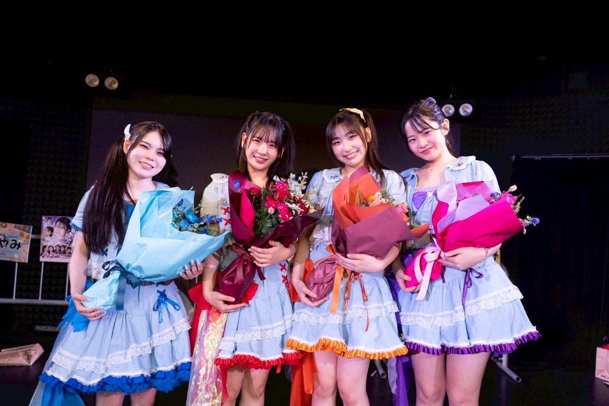 👼🏻Marble Angel卒業ライブ👼🏻

本当にたくさんの愛をいただけて幸せでした💙💜🧡❤️
私たちも全力で想いをみんなに届けることができました！
これからはそれぞれの道を進みますが、温かく見守っていただけると嬉しいです🙇‍♀️

みんなのことが大好きです👼🏻💖
#マーブルエンジェル #MarbleAngel