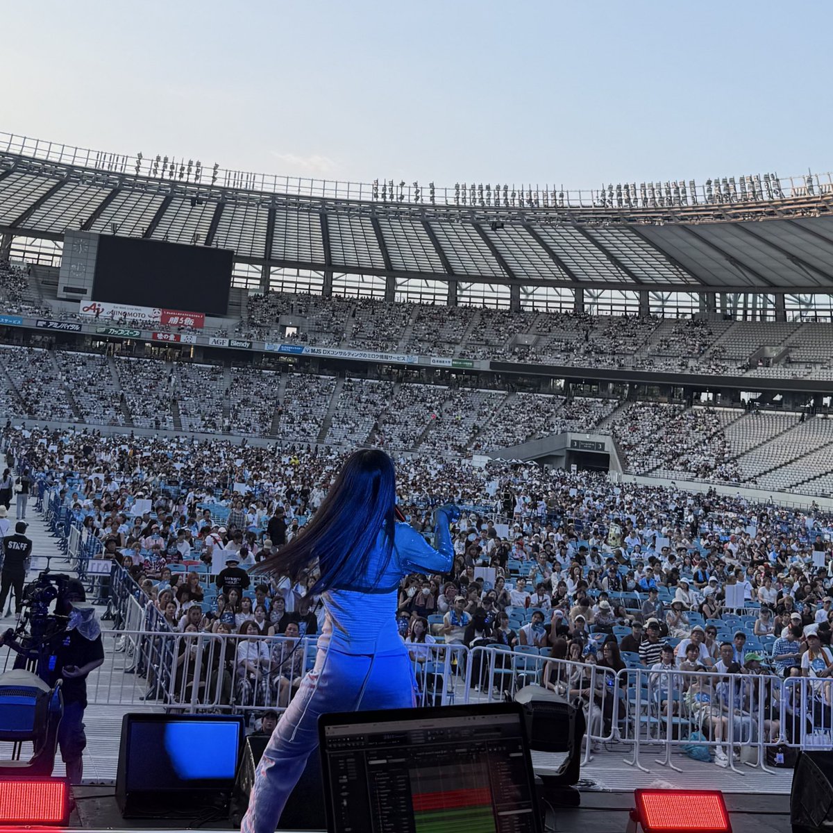 a-nation 2025、ありがとうございました！✨
初めてのスタジアムで思いっきり歌えたこと、光栄でした！！💫

そしてこのバンドメンバーでステージに立てて、最高に楽しかったです✨
最高だったーーーーー🔥

<a href="/daishizen/">DJ DAISHIZEN</a>
<a href="/tamon_mori/">森多聞</a>
<a href="/morimoridaisuke/">森大輔</a> 

#anation #anation2025 #夏フェス