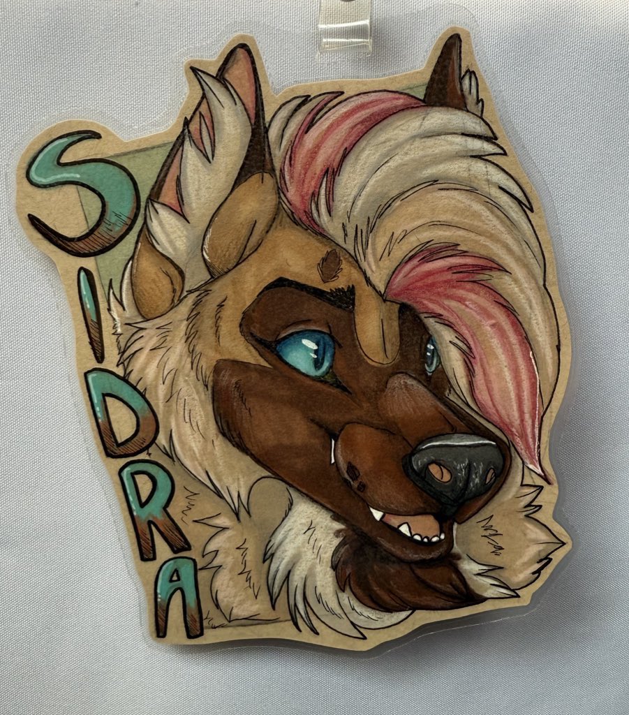 itsSIGNAL's tweet image. I’m at Megaplex table c2 doing same day badges and sketches today 🥳