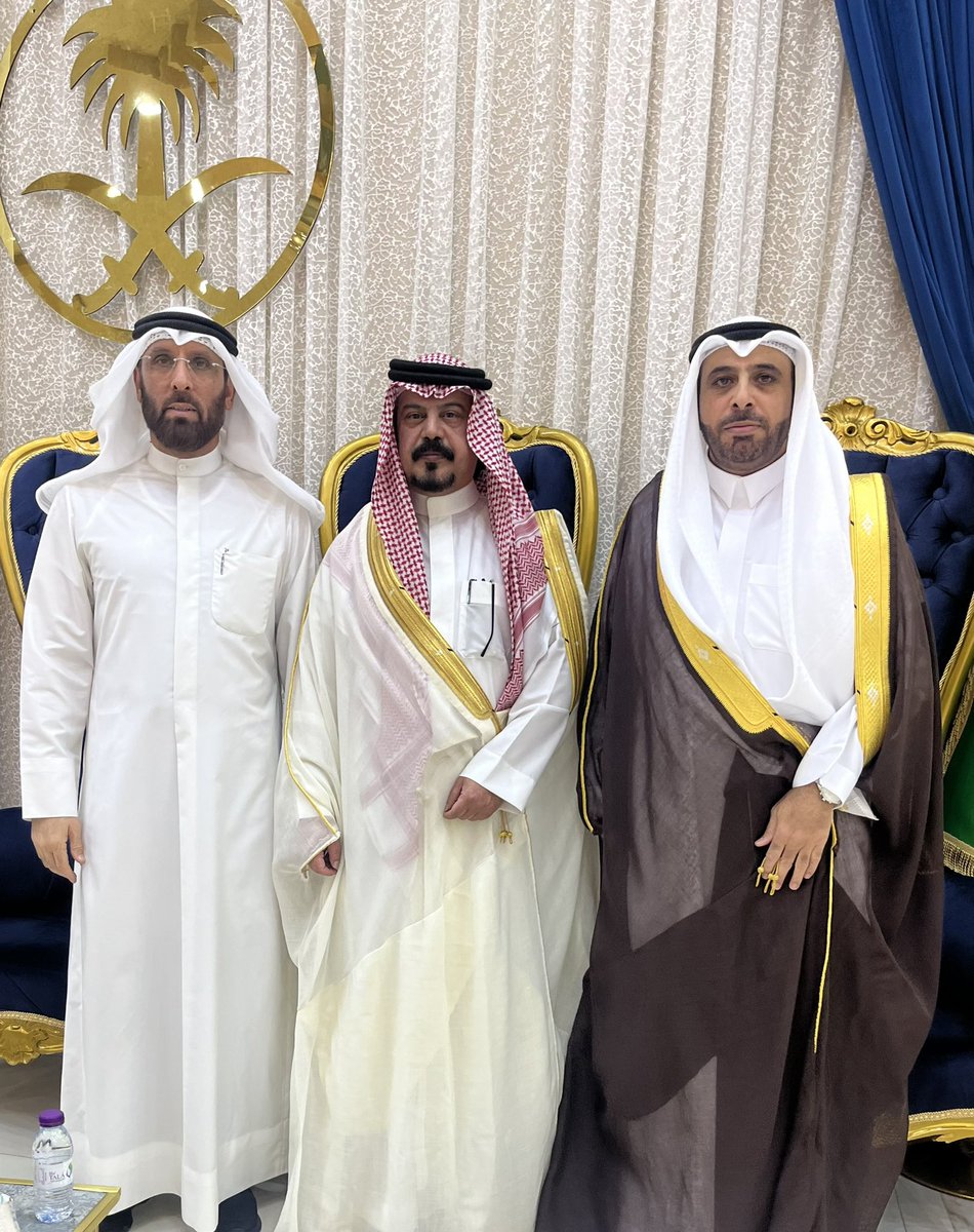rashid_s_d's tweet photo. سعدنا مساء الأمس بحضور حفل زواج ابن العم / بدر بن فلاح الفوزان في المملكة العربية السعودية بحضور نائب شيخ شمل قبيلة الظفير / بدر بن فيصل بن عجمي ابن سويط .
بارك الله لهما وبارك عليهما وجمع بينهما في خير .
#أفراح_الفوزان
#المعاليم 
#السويط 
#الظفير https://t.co/GYiGWySZRh
