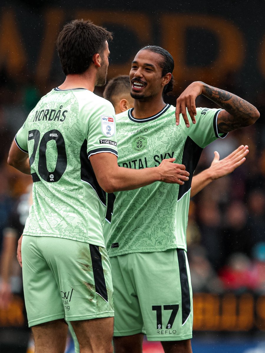 Nigel Cello Lonwijk tweet media