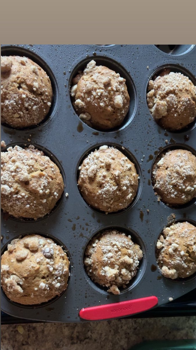 justabonelady's tweet image. Who knew yellow squash could taste this sweet? 🧁 #MuffinMagic #FromScratch