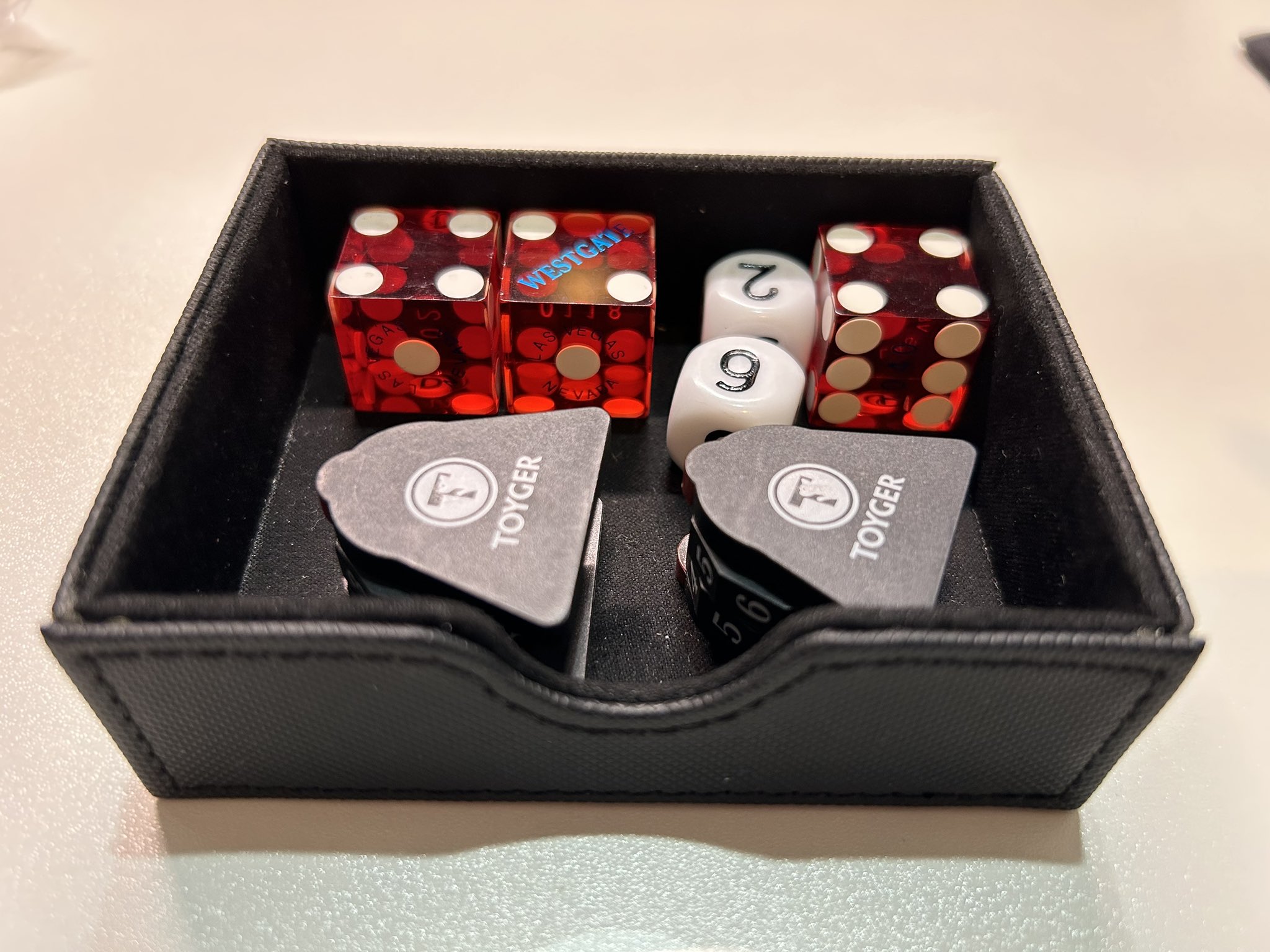 mtg ケース サプライ toyger まとめ売り mtg ケース サプライ toyger まとめ売り mtg ケース サプライ
