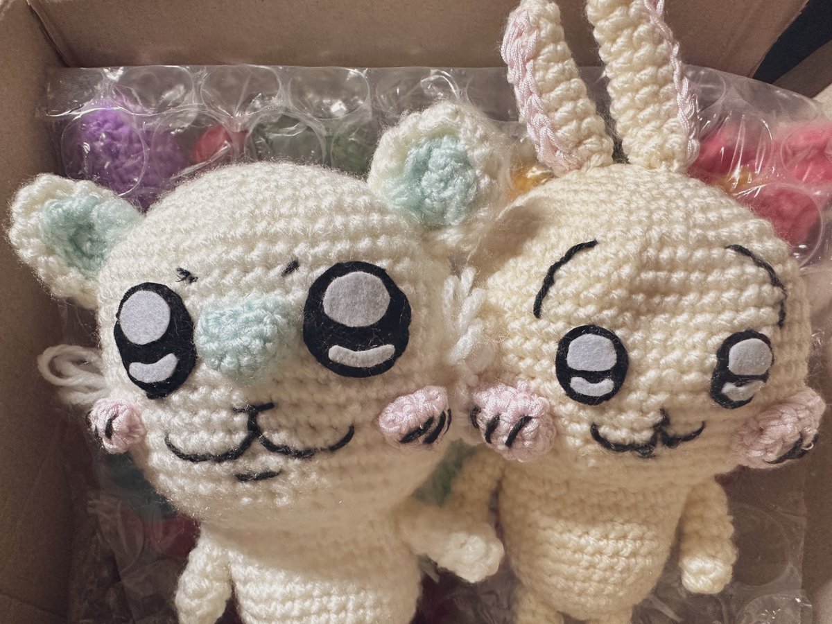 母から突然荷物が送られてきたと思ったら…

涙出るほど腹抱えて笑った

モモンガのクオリティー愛おしすぎるやろ