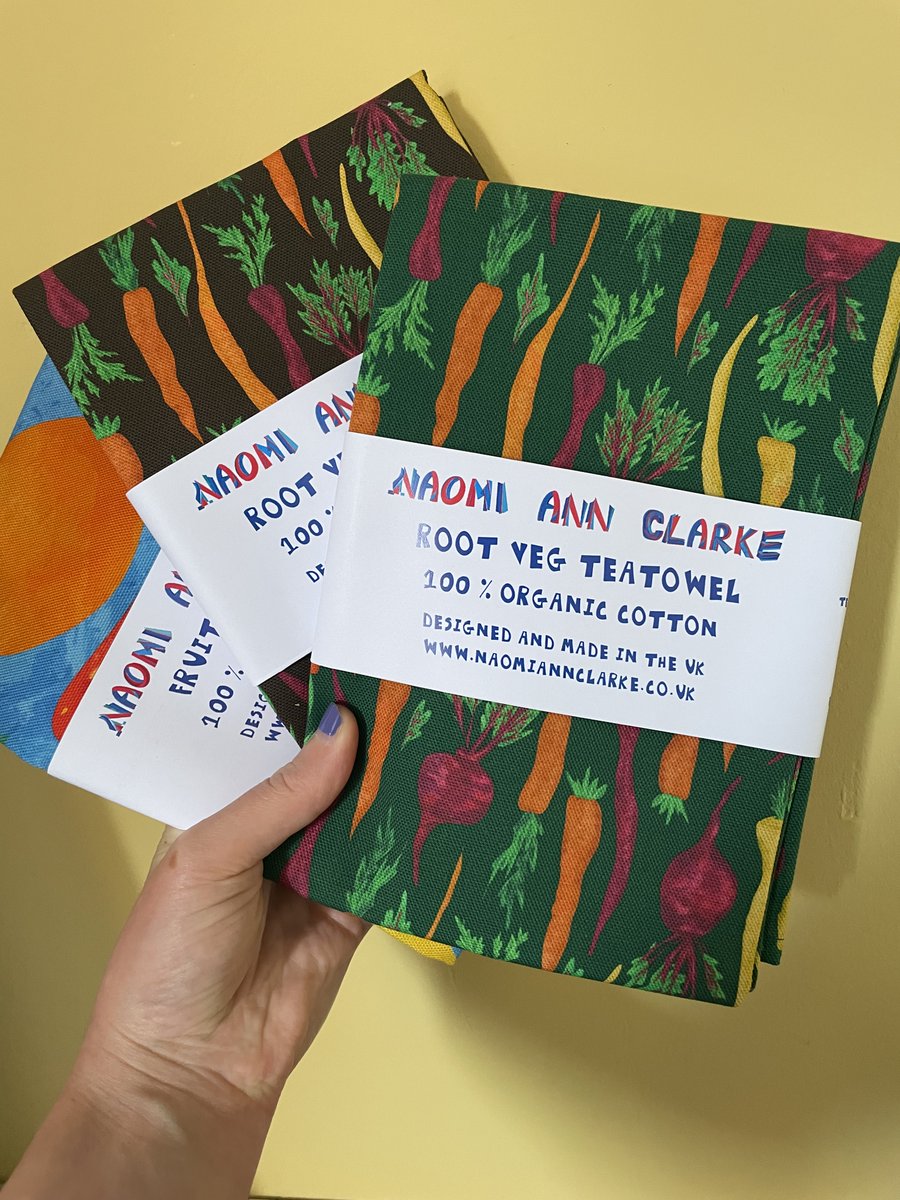 naomiann_'s tweet photo. If you love travel and are a foodie, you'll love my products on my shop, especially my root veg teatowel.🥕 

My 15% off sale is on till midnight tonight ! Including my new cards and snowdonia prints and tea towels.

Use the code 'SUMMER2025' for a discount😀 https://t.co/UXWAHTwwZI