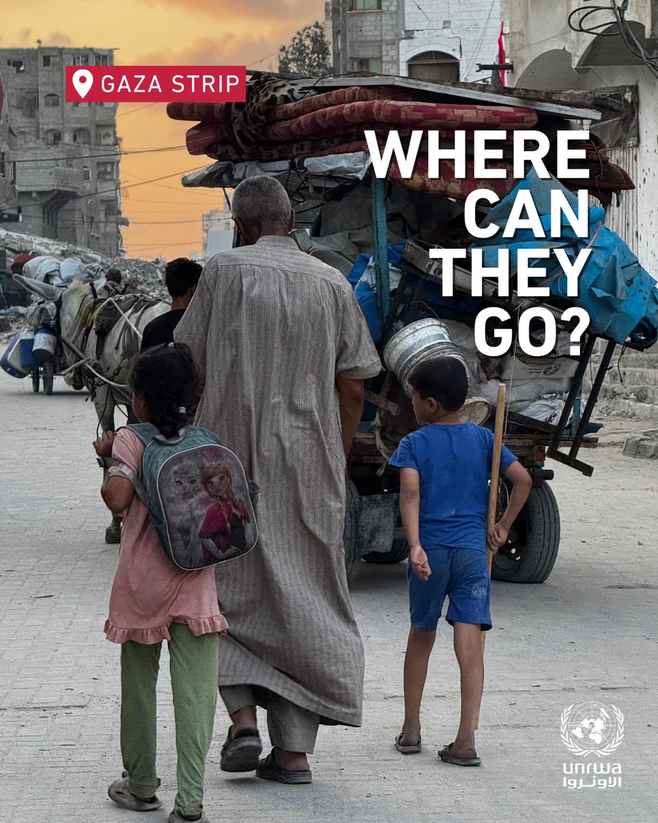Children in #Gaza are not walking to school.

They are once again being forced to try to find somewhere safe.

But there is nowhere.

There is not enough space.

There are not enough tents.

The intensified Israeli military operation is pushing thousands into the unknown.

Let us