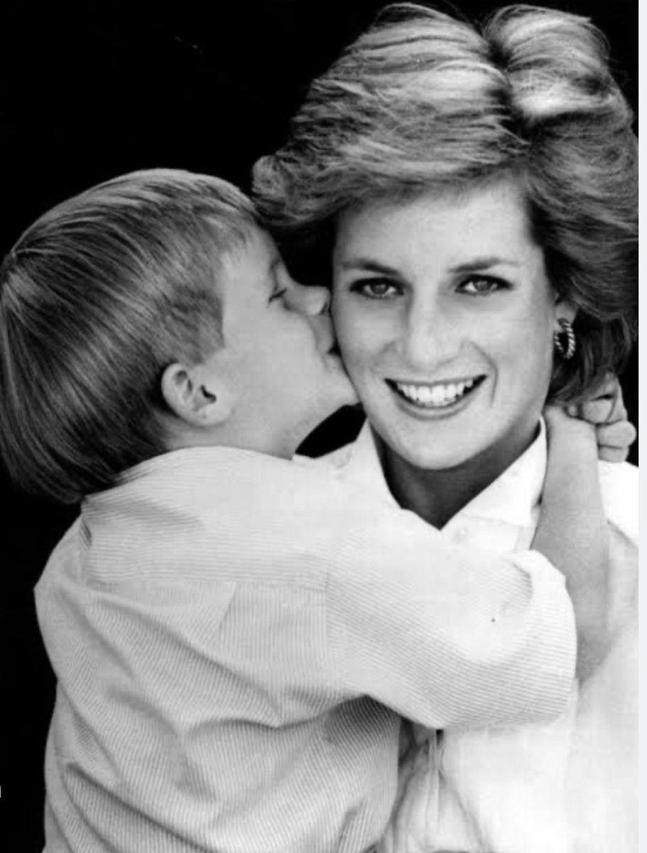 Gone but not forgotten.😍

#28Years
#DianaQueenOfHearts