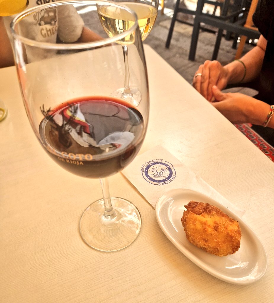 Hora del Ángelus con croquetón #vivaelvino #aperitivo #FelizDomingo