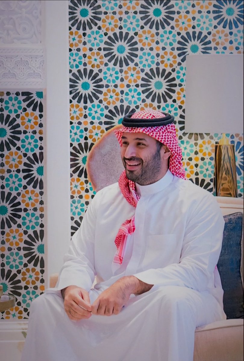 #محمدنا_أربعون_عاماً
#ولي__العهد
#محمد__بن__سلمان
<a href="/AzizbagBag/">عبدالعزيز أحمد بغلف🇸🇦</a>

اللهم يا حي يا قيوم يا ذا الجلال والإكرام
احفظ ولي عهدنا الأمـير محمد بن سلـمان
بحـفظـك الـذي لا يـزول وأدم عليــه لباس
الصــحة والعـافـية ومـدّ فــي عمــره عـلى
الطـاعة والخــير..

اللهـم ارزقـه الحـكـمة فــي القـول