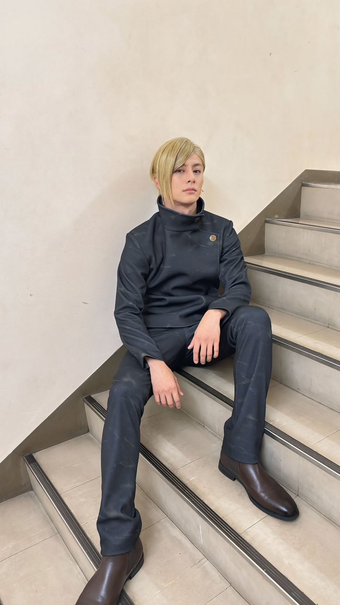 舞台「#呪術廻戦 」-懐玉・玉折-
東京千穐楽！
ありがとうございました！
ありがとう銀河劇場！
あっという間に無事にここまで走り切りました！
みんなのおかげで毎日が楽しかったです！
大阪もよろしくお願いします！

#じゅじゅステ　#七海建人