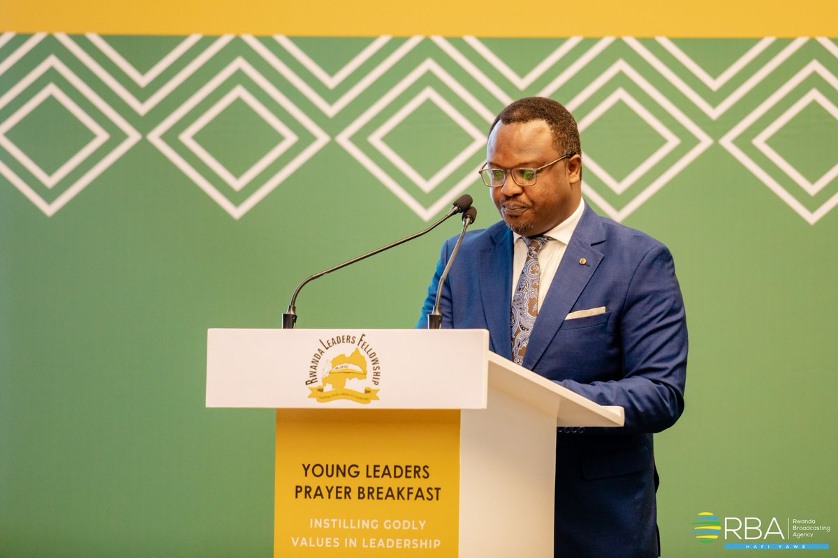 Umuvugabutumwa wabwirije muri iki gikorwa, Pasiteri Habimana Didier, yibukije abitabiriye amasengesho ya Young Leaders Prayer Breakfast, ko umuryango ari ishingiro ry’Igihugu cyiza.

Ni ikiganiro cyari gifite insanganyamatsiko igira iti ‘Umurage wacu; Umuyobozi ufite umuryango