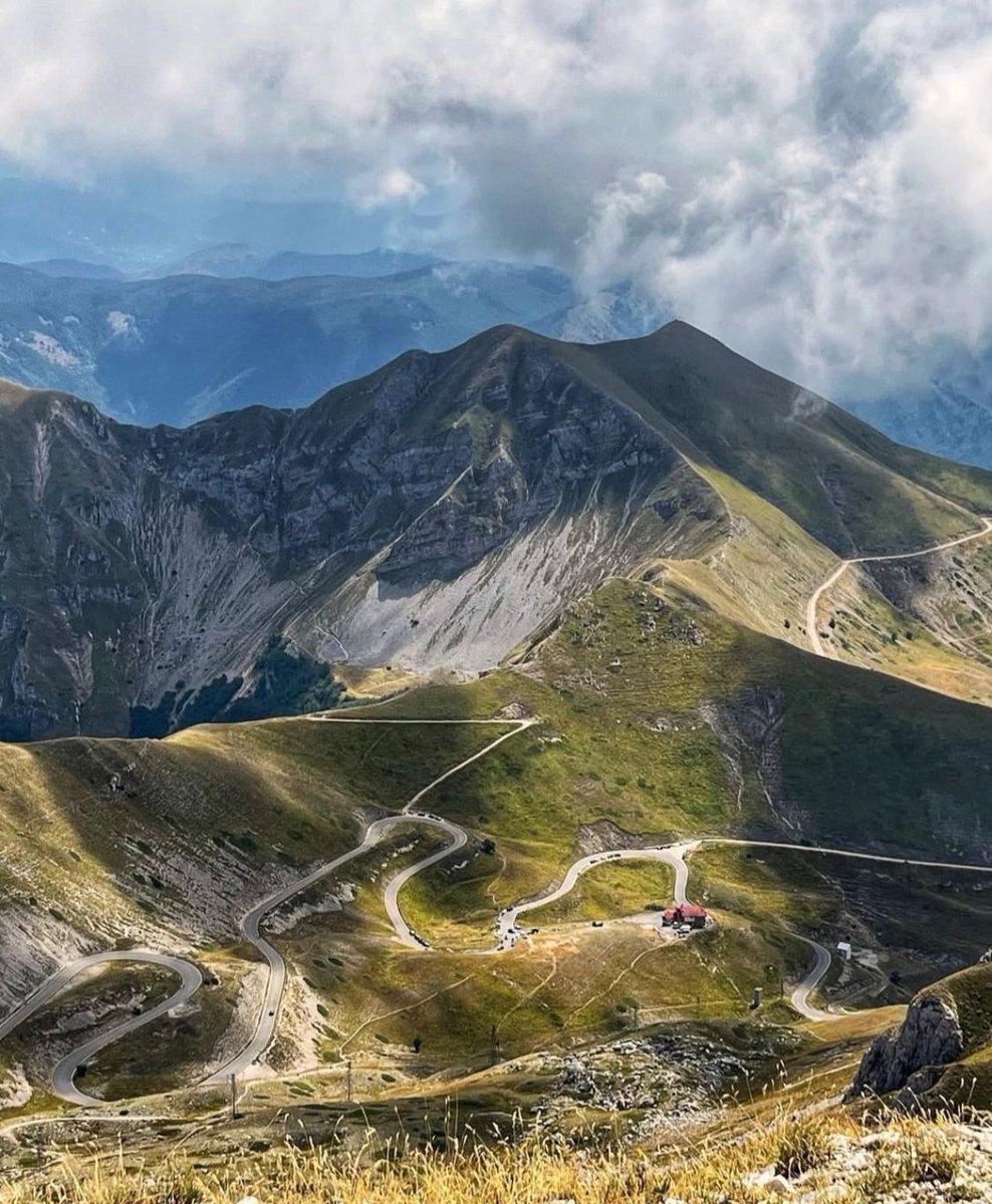 visit_lazio's tweet photo. Uno scatto mozzafiato del Monte Terminillo
Ig pierp.rossi
#Terminillo #VisitLazio #LazioIsMe #LazioEternaScoperta https://t.co/F3Llb7rxzI