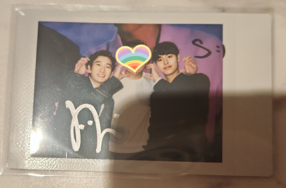 Time flies, it's been a year since the Daishun fan meeting. Thank you to me at that time. The fan meeting was about to start in a week, so I decided to go at midnight.
<a href="/dai_nakai21288/">中井大/Dai Nakai</a> <a href="/shun_zhongxi/">shun nakanishi</a>