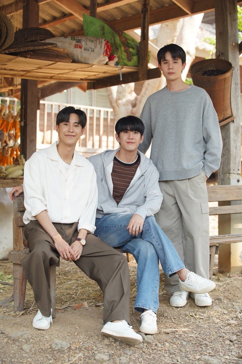 พี่จ๋าพูดถึงพี่จู : จูจู้เป็นพลังงานที่สดชื่นและมาถูกที่ถูกเวลา เป็นส่วนผสมที่ลงตัวของทังคอมมาดีและดราม่า

#junniorrs
#MyMagicProphecy