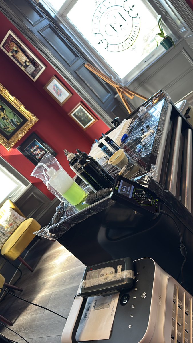 Lizzy98497133's tweet photo. Tattoo time again https://t.co/FmT7hFLuJM