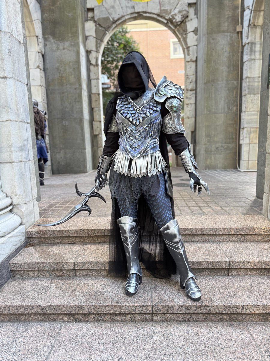 NightreignNews's tweet image. Black Knife Assassin Cosplay #Eldenring

🔗 tabletopphantom
