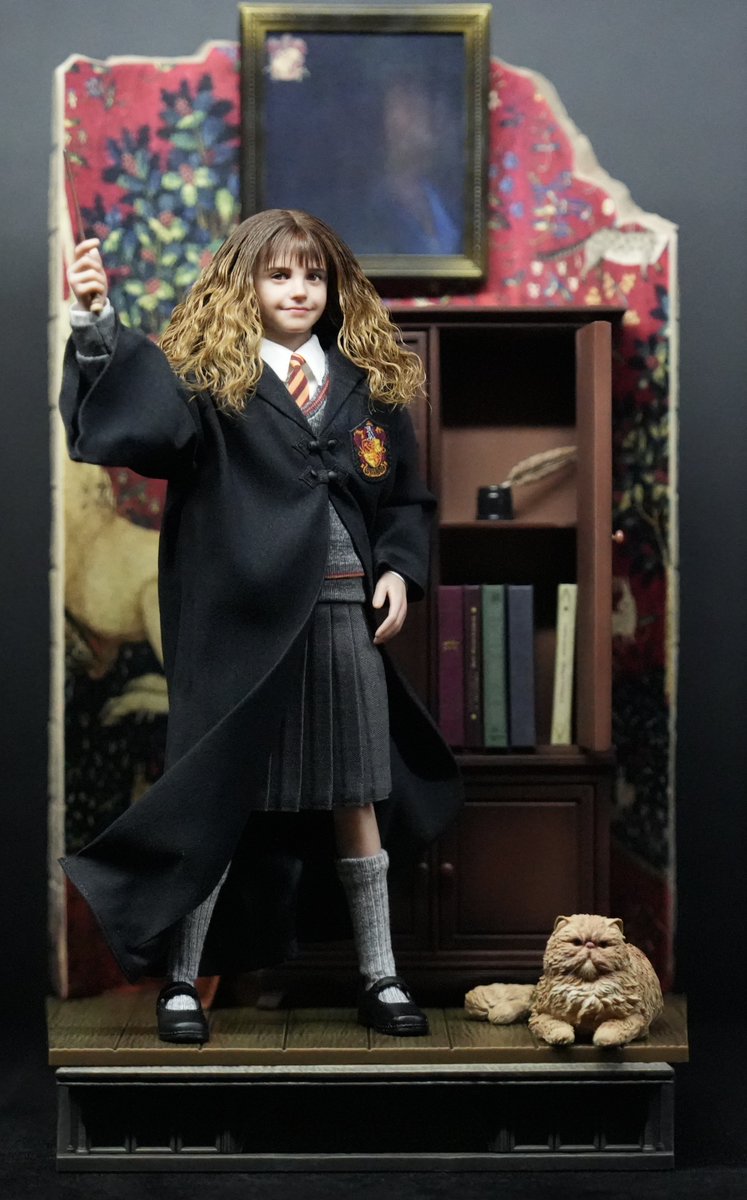 INART ハーマイオニーグレンジャー
Hermione Granger Deluxe Version