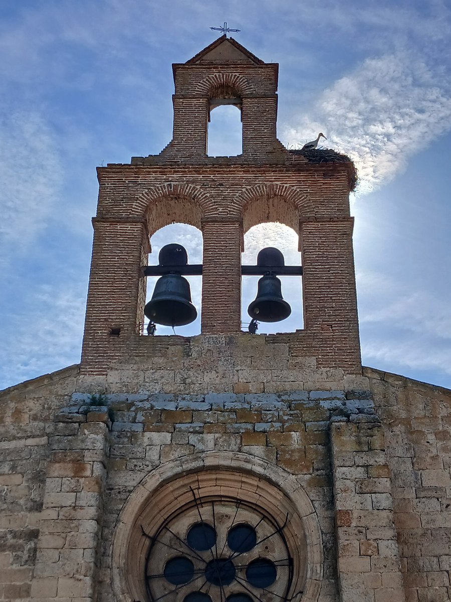 Visita guiada a la Iglesia de Castronuño.

Esta tarde, domingo 31 de agosto, a las 19:30 h, realizaremos una visita guiada a la que puede unirse cualquier persona.

Para reservar tu plaza, llama al 646 795 091 (Oficina de Turismo).

¡Disfruta de nuestro patrimonio!