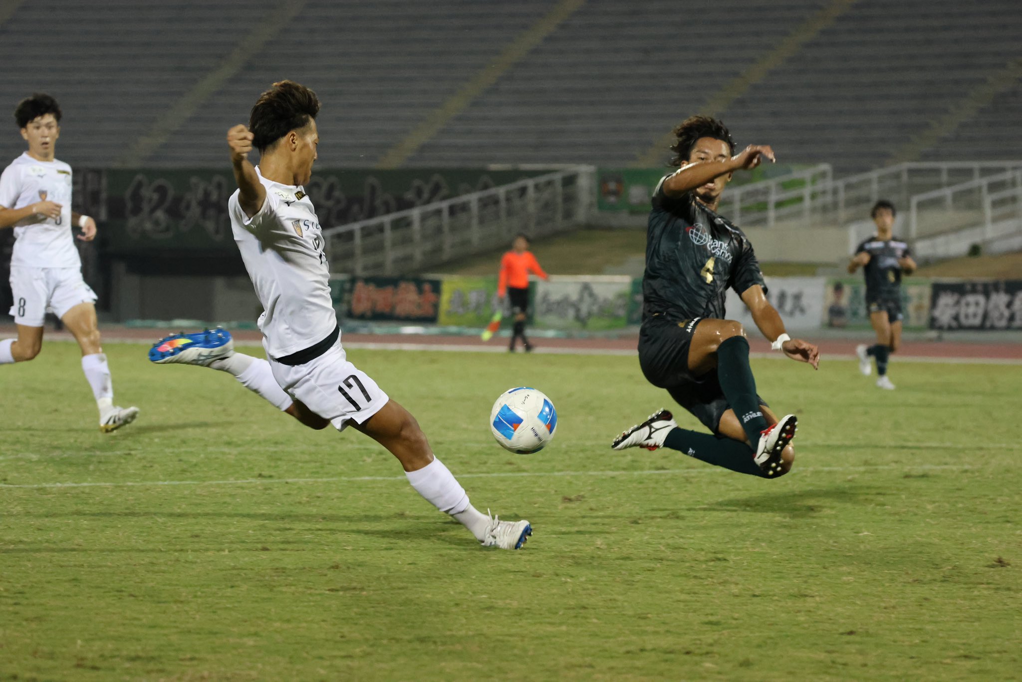 サッカーボール BASARA サッカーボール BASARA b1d4a8e54e8d0c8150ae43e8d18aed