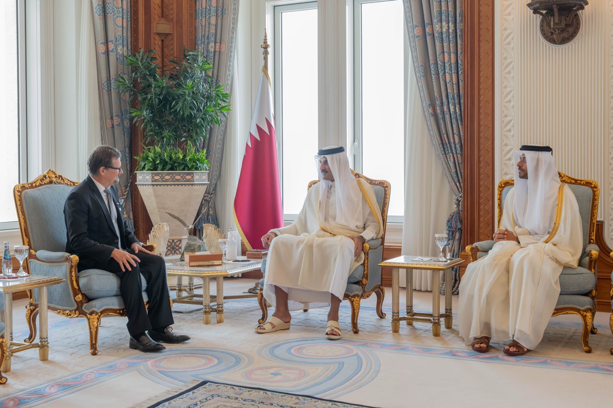 سمو الأمير المفدى يستقبل سعادة السيد بيكا فوتيلاينن سفير جمهورية فنلندا الصديقة، للسلام على سموه بمناسبة انتهاء فترة عمله في البلاد، وذلك بمكتبه في الديوان الأميري. bit.ly/3UPxt29