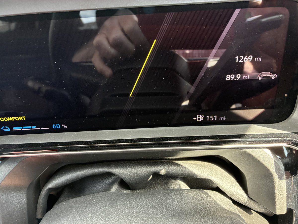 Just dropped my neighbour off at her ‘posh’ caravan in Flamborough in the <a href="/renault_uk/">Renault UK</a> R5. Set off with 238 miles range from home. 89.9 miles here. 150 mile range left. Should Easily get back home without a charge. <a href="/graeme_cobb/">Graeme Cobb ⚡️🚙🚗 ⚡️</a> <a href="/NGMWcars/">NG Motoring Writers</a> <a href="/JordanEVGuy/">Jordan - The EV Guy</a>