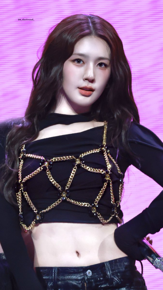 20250823 TIMA
🐰💚

#아이들 #IDLE #GIDLE
#MIYEON #미연