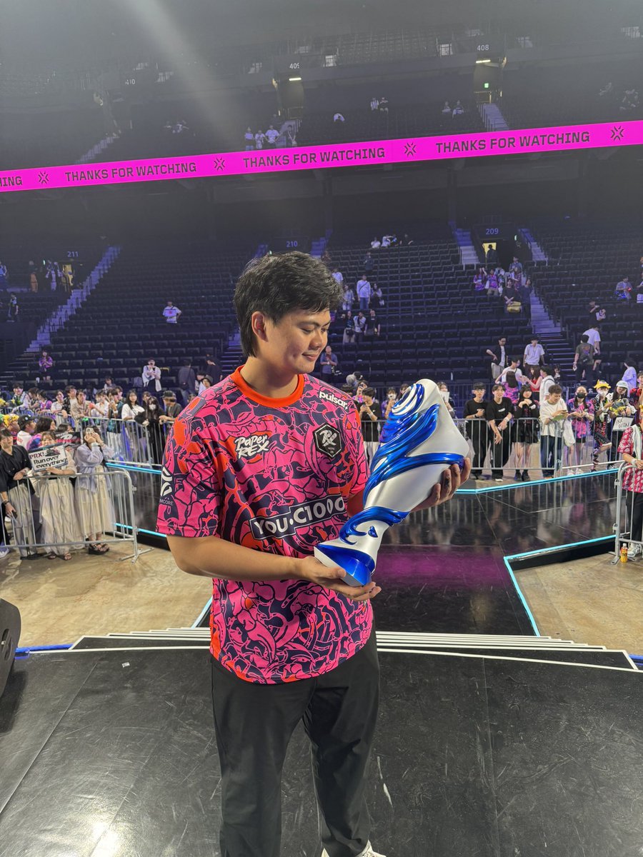 another trophy! 
I didn't expect anything can happen in such a short time I hope I really deserved all of this but so far so good. thanks to all people believing especially my team and paper rex.