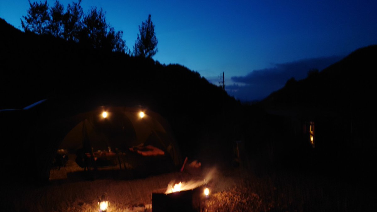 焚き火の心地よさ🔥

虫の音🎶🎶

星空🌠🌠🌠

……贅沢だ(*´ω｀*)✨✨✨

#キャンプサイコー
#ソロキャンプ
#秋を感じざるを得ません