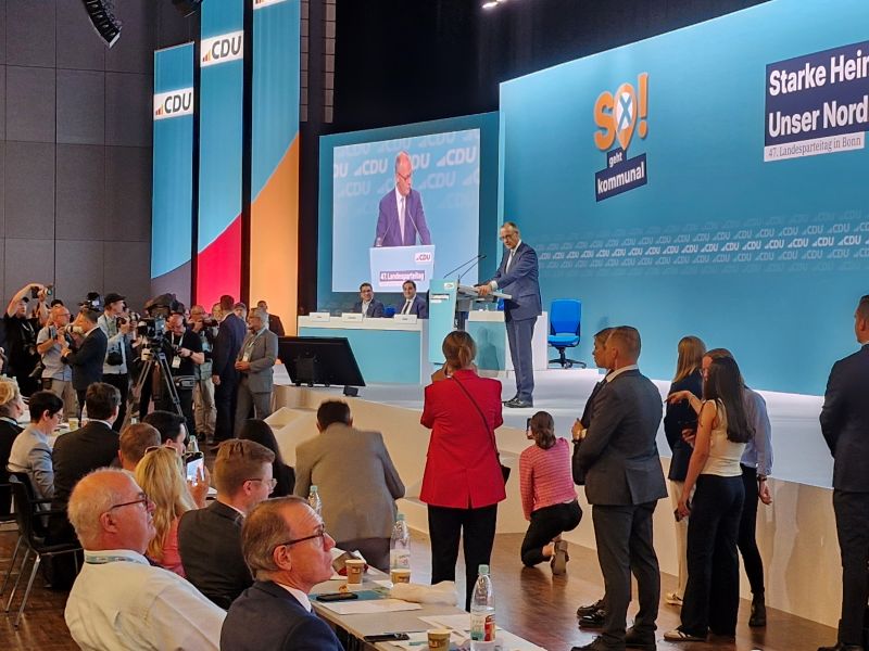 Serbia in Düsseldorf (@srbindusseldorf) on Twitter photo Конгрес ЦДУ Северне Рајне Фестфалије у Бону и занимљив сусрет са Армином Лашетом Конгрес ЦДУ Северне Рајне Фестфалије у Бону и занимљив сусрет са Армином Лашетом