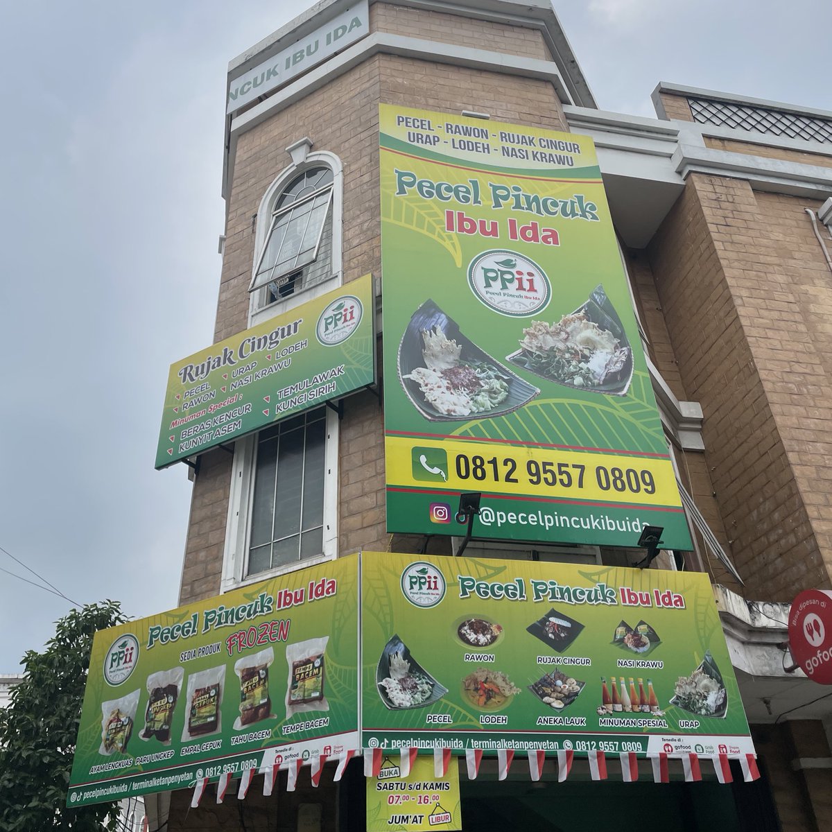 rujak best in town, madang sik terus misuh”i pejabat aparat #foodporn