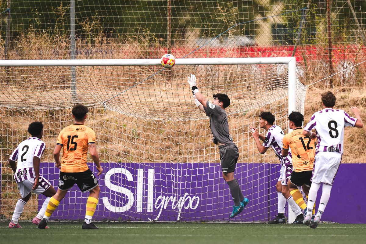 🤝🏻💜 Amistoso

#RVJuvenilA 2-0 <a href="/USCFbase/">Cantera Unionistas CF</a> Afi.
⚽ Hugo Calvo y Mario Domínguez

#pucela #RVcantera