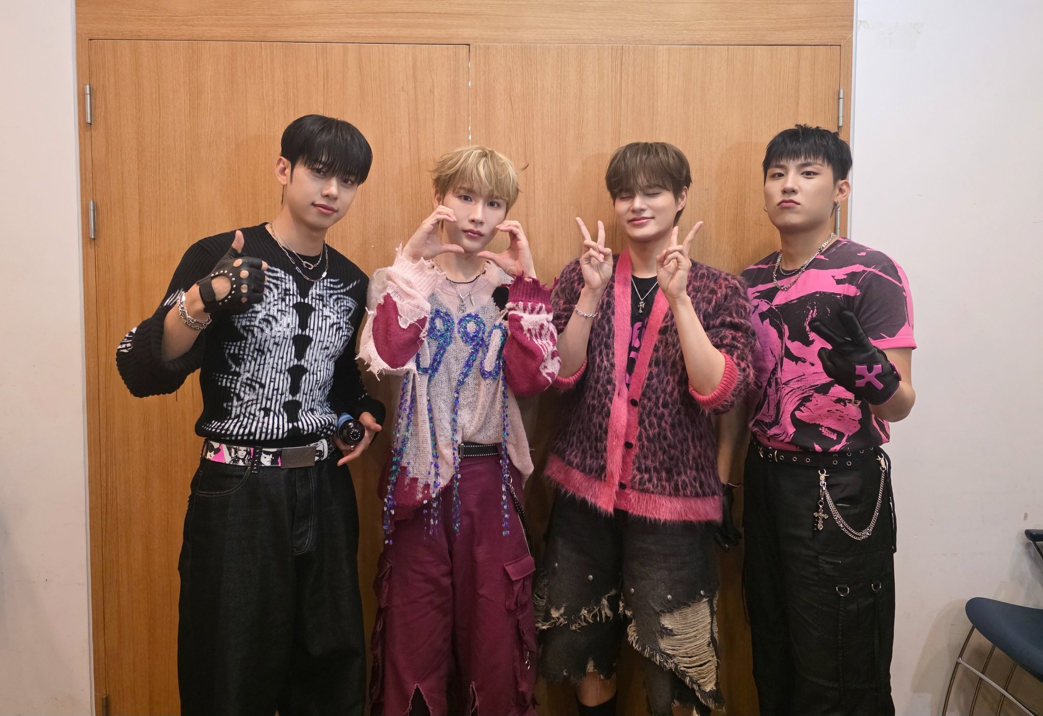 AB6IX JAPAN OFFICIAL (@AB6IX_JP) / X