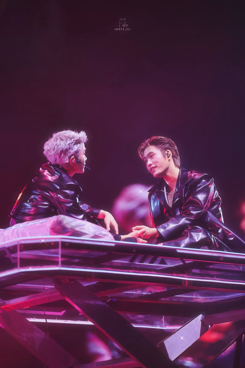 moszz_nk's tweet photo. ❤️💖💕💞✨

FUTURISTIC FUN WITH GEMINI FOURTH

#GFAWAKEConcertD2 
#GeminiFourth #เจมีไนน์โฟร์ท 
#Gemini_NT #Fourthnattawat https://t.co/QuryCk178h