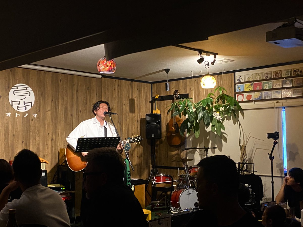 松浦たくレコ発ライブご来場ありがとうございました！！！

終始めちゃくちゃ楽しかった笑

初のスリーピース編成も大好評で良かった、メンバーの2人ありがとう🙌

貴大もかずしくんもまさきくんもみかもありがとう！

拓うた28めちゃくちゃ羽ばたいていきました！