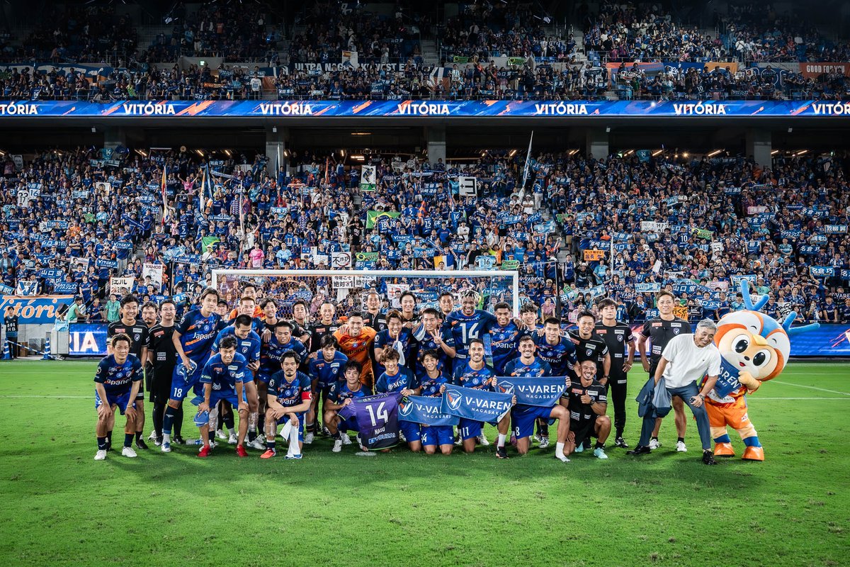 🔷🔶
"反撃の夏"。

夏休み最終日、全員のチカラで本当に大きな勝利を掴むことができました。

残りは10試合。一戦必勝、どんな相手にも恐れず、長崎に関わる皆さんで熱く共に突き進んでいきましょう。

今日は、本当におめでとうございます🤝 
𝙑𝙄𝙏𝙊𝙍𝙄𝘼💙🧡

#vvaren #獲るぞTEPPEN #長崎藤枝