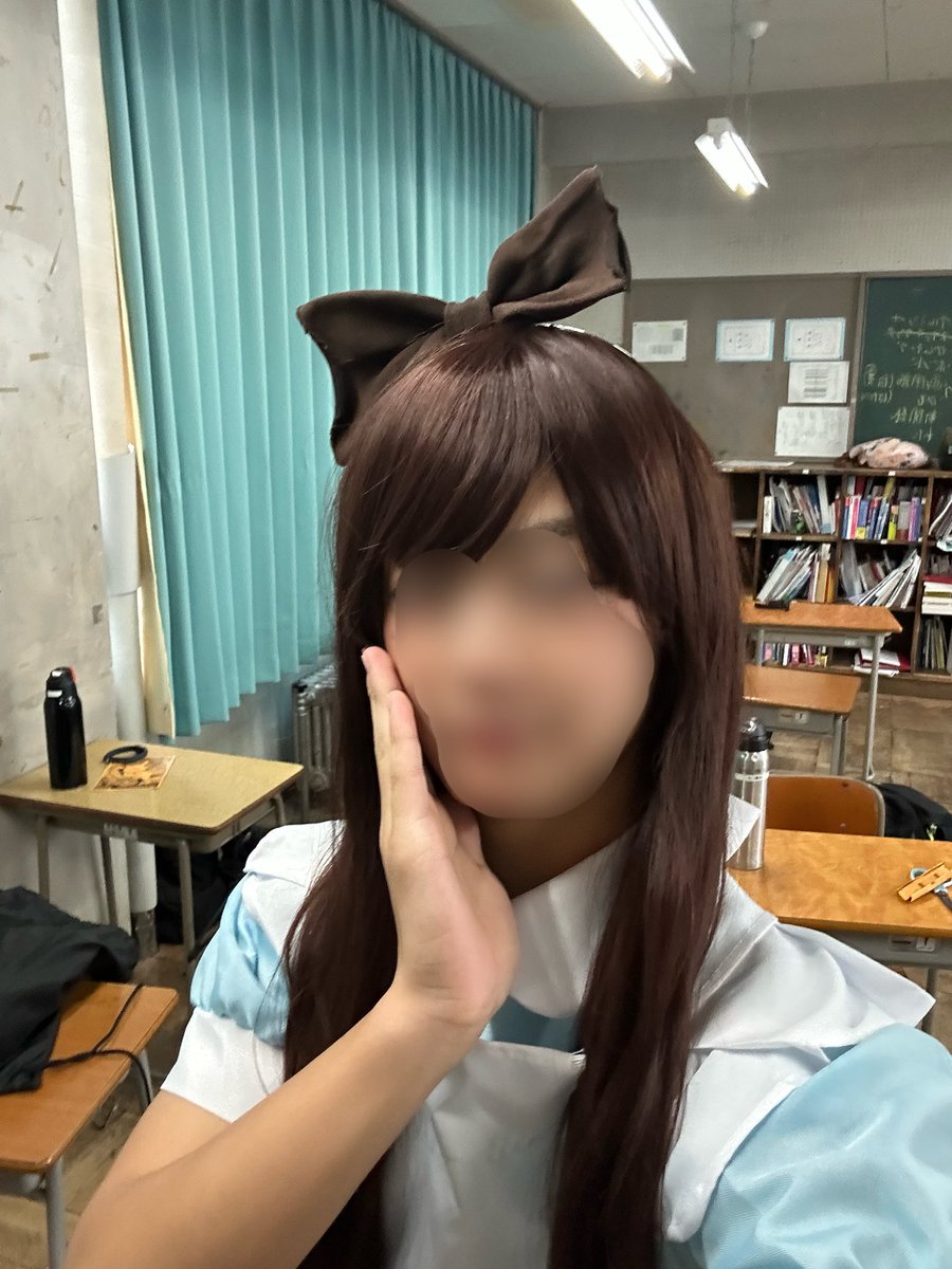 昨日の文化祭のやつ
模擬店優秀賞取れたー
今年はアリスの仮装した(*´艸`*)