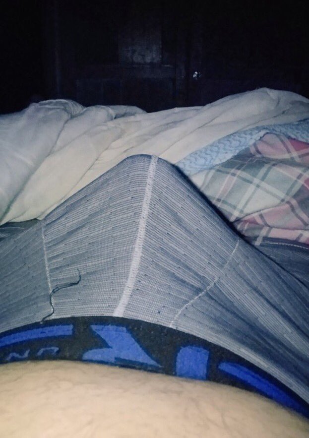 PZ_X__'s tweet photo. Haces carpa al despertar? ⛺️ 

@Ramon_0017  #WakeUpPZ 
#CarpaPZ https://t.co/qSpNNuY2cN