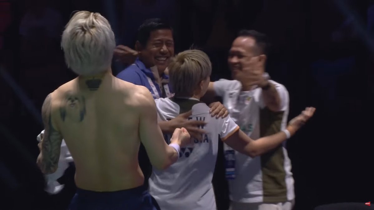 TotalEnergies BWF World Championships 2025
XD - Final ✅🏆 

Mixed Doubles
🇲🇾 Chen Tang Jie / Toh Ee Wei [4] 🆚
🇨🇳 Jiang Zhen Bang / Wei Ya Xin [2]

21-15
21-14

<a href="/ChenTangJie/">Chen Tang Jie</a> <a href="/TOHEEWEI1/">杜依蔚 TOHEEWEI</a> is the WORLD CHAMPION! Exceptional performances. Perfect ending to close Paris chapter for