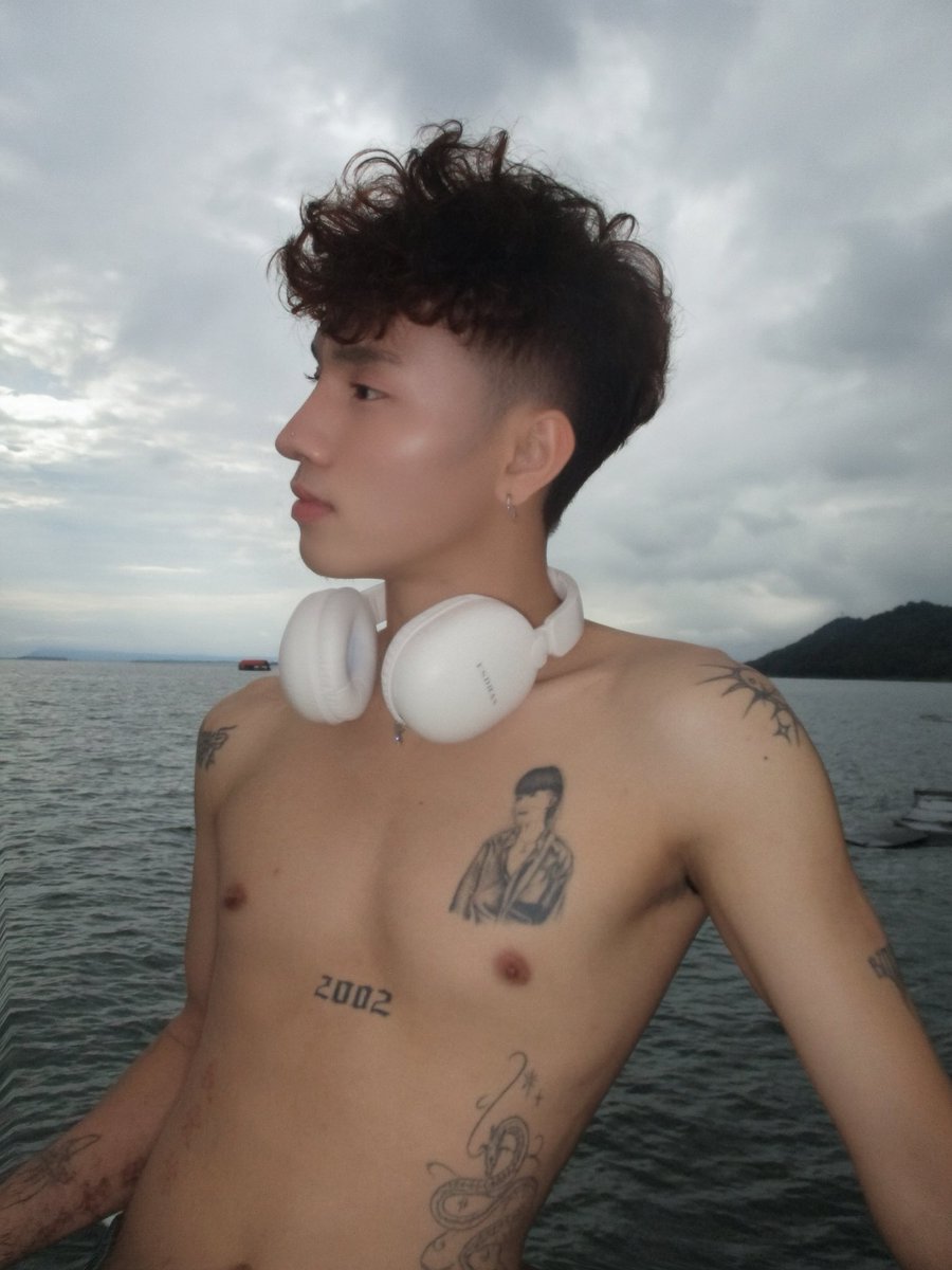 โอมากาตุ๊ด tweet media