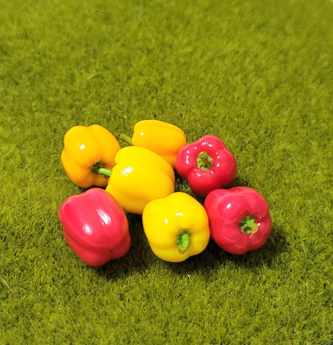 野菜の日なのに
手元にパプリカしかない
#野菜の日