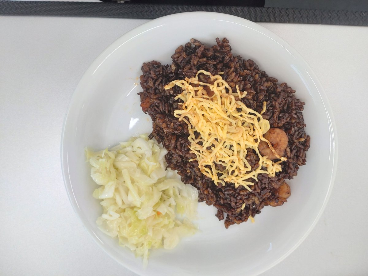 22時より三麻入ります！
写真は岡山名物えび飯。
＃麻雀格闘倶楽部