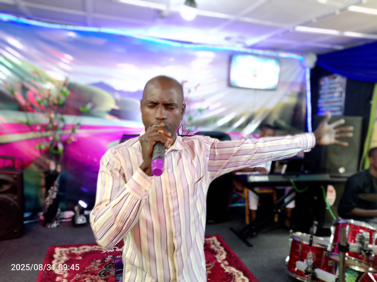 UbongPst85335's tweet image. #SundayServiceHighlights
#EvawocGospelCentre
#I am the voice to God
#luke 10vs16, 2Corin 5vs20,Psalm 33vs9
*What Affects our Blessings 
1* Dought 
2* familiarity 
3*fear
4*Lack of Honour
#The Word