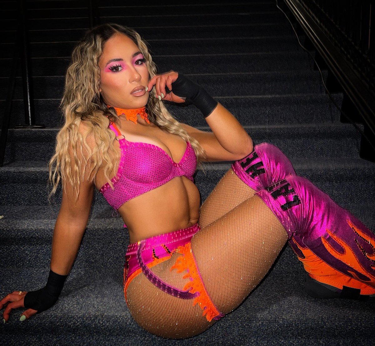 Angelito_gtr93's tweet photo. Good morning everyone!! God is good 🙏🏻 Everyone have a blessed day 🙏🏻 @lolavicewwe #lolavice #WWE #UFC #wwenxt #cubana #WWEWomenDeserveBetter #1contender #WWERaw #SmackDown #WWEonNetflix #latinaheat https://t.co/QGNS8aEsiT