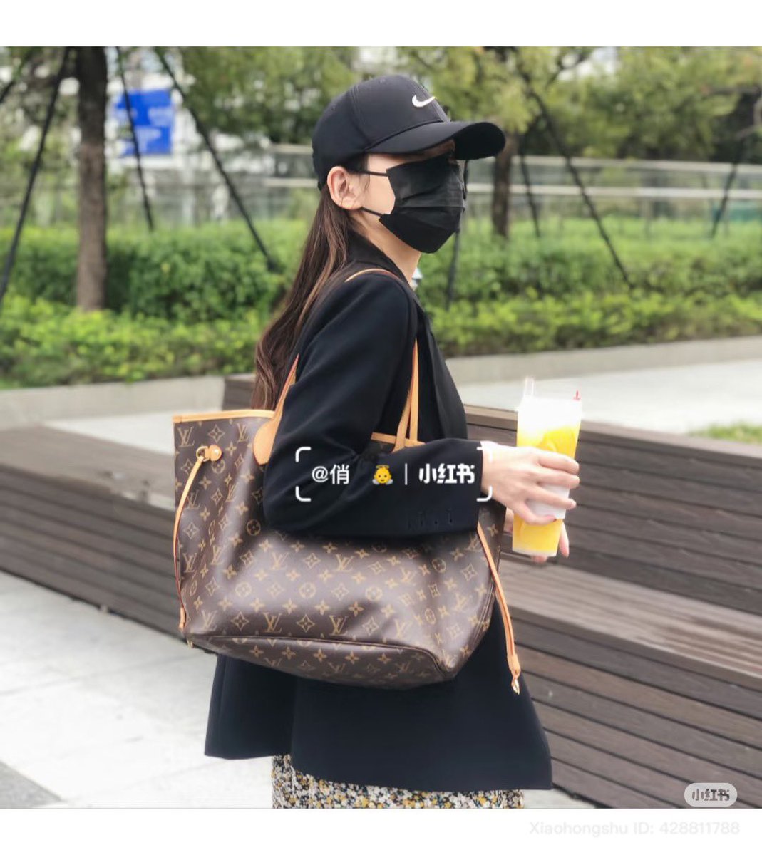 ohimgx's tweet photo. Lv mm 
19,000

#พร้อมส่ง #ส่งต่อกระเป๋า #ส่งต่อกระเป๋าแบรนด์เนม #ส่งต่อแบรนด์เนม #แบรนด์เนมมือสอง https://t.co/qUMd3xygvE