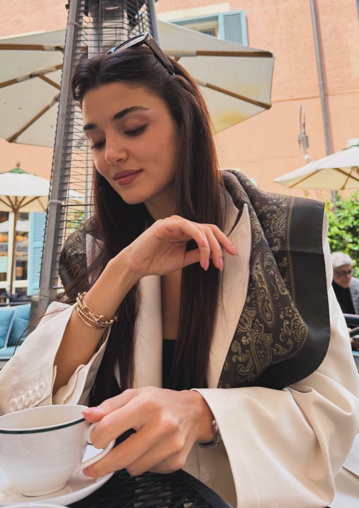 hande erçel Pinterest (@handepinterest) on Twitter photo 