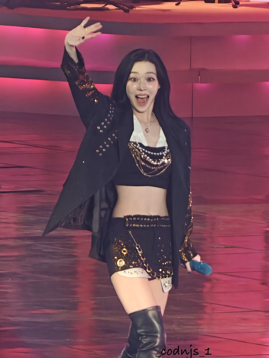 250831 윈터 ⛄️

#WINTER #윈터
#aespa #æspa #에스파