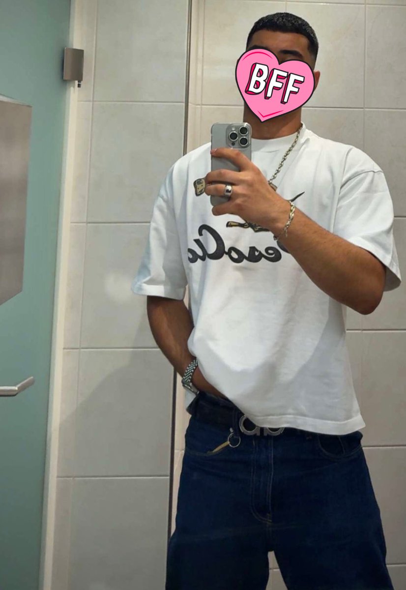 luv3nes's tweet image. Hi